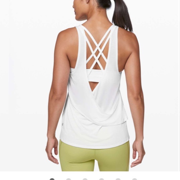 🍁50% Off Sale 🍁 Lululemon Reenergized 2-in-1 Tank - Picture 3 of 12